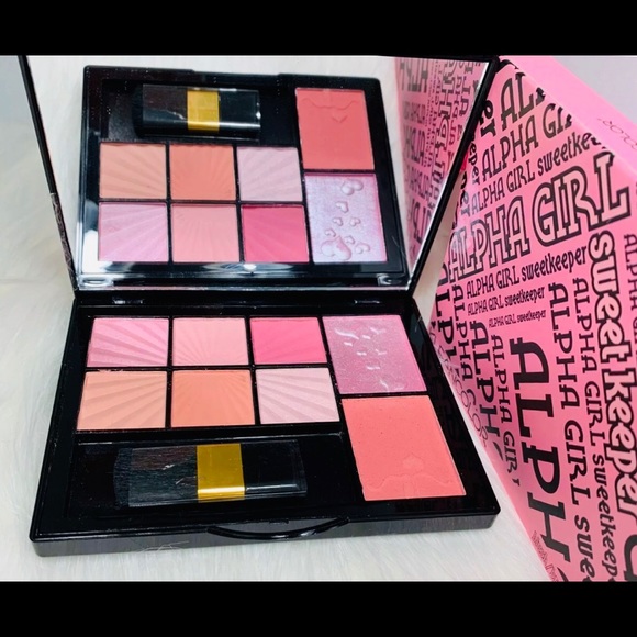 ALPHA GIRL. Blush & bronzing kit💄💋 - Picture 5 of 8